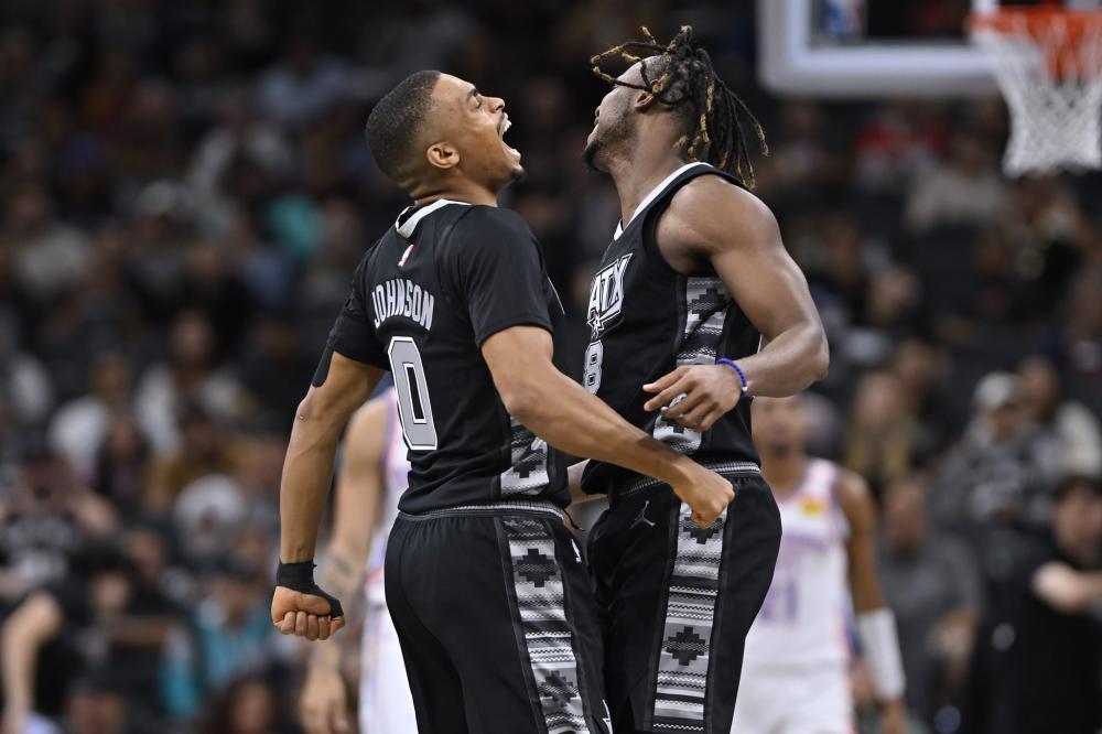 从而在比赛 从而在比赛